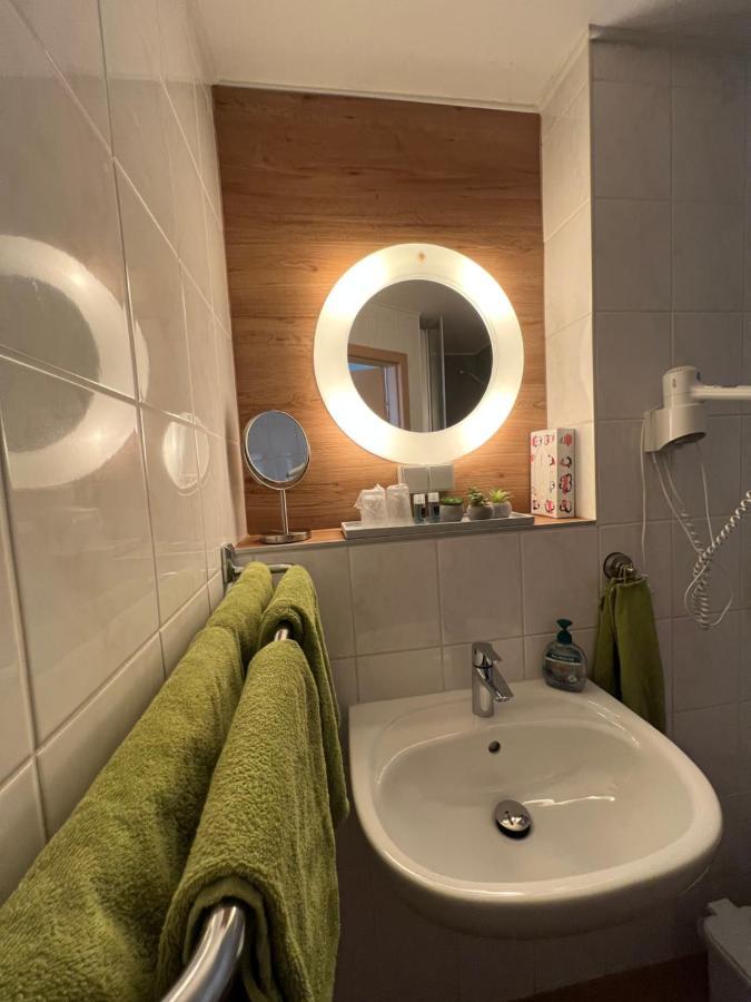 Hotel Abtshof 할버슈타트 외부 사진