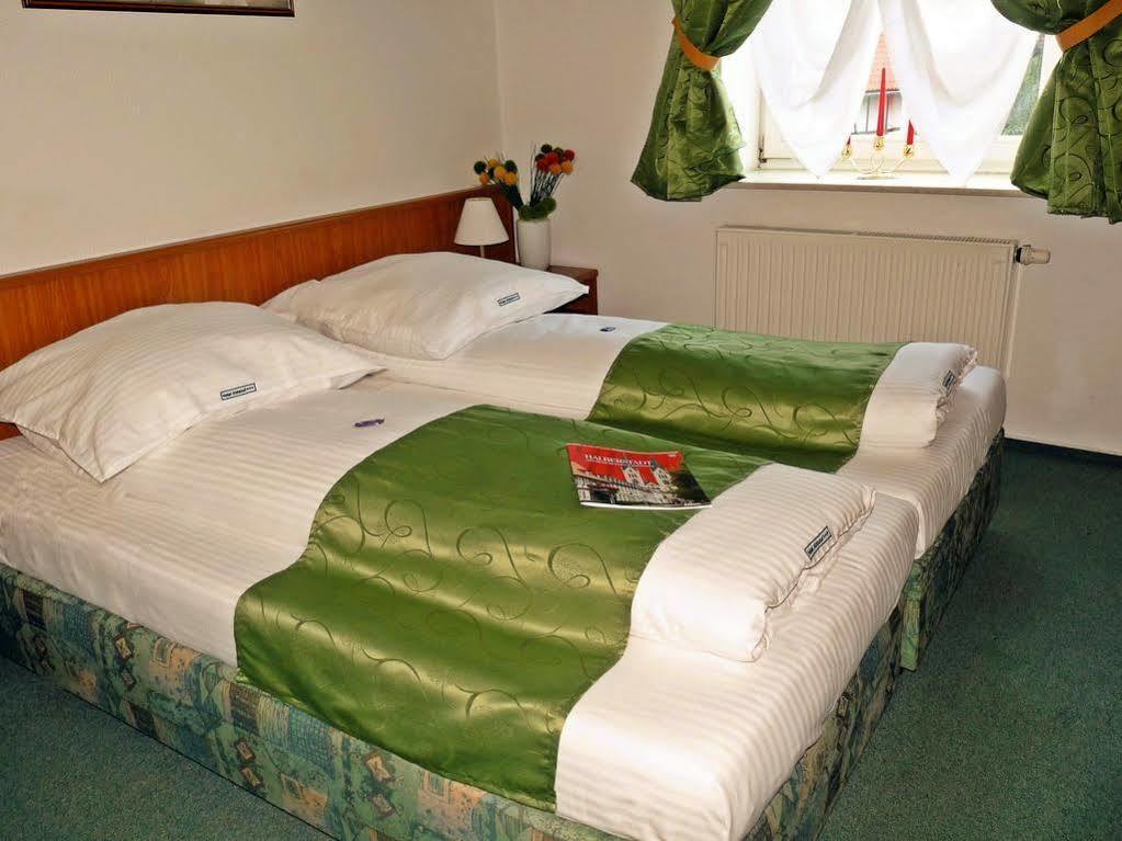 Hotel Abtshof 할버슈타트 외부 사진