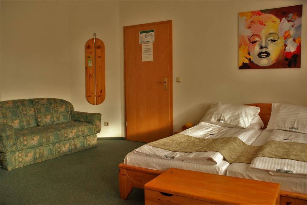 Hotel Abtshof 할버슈타트 외부 사진