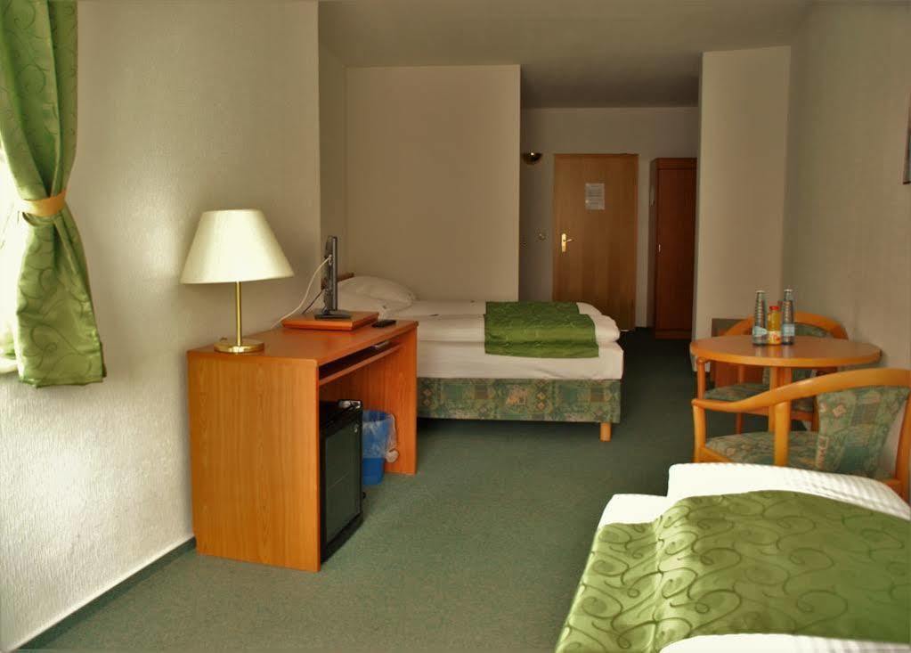 Hotel Abtshof 할버슈타트 외부 사진